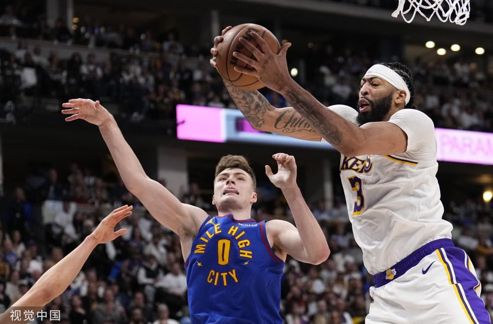 人刮目相看 人刮目相看