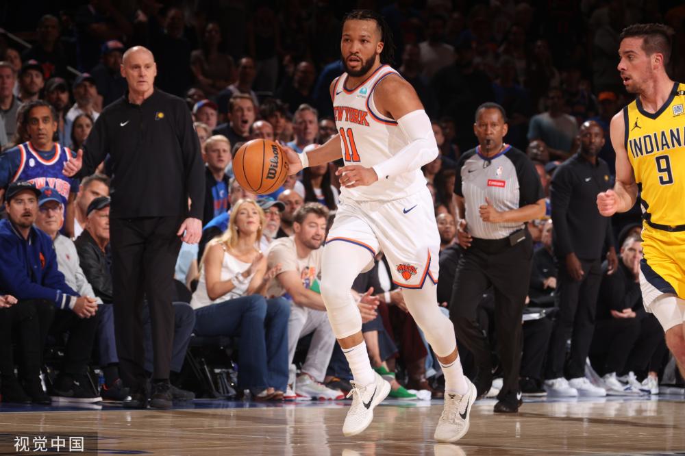 他不仅凭借 他不仅凭借