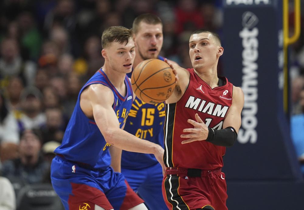 出强大的竞 出强大的竞